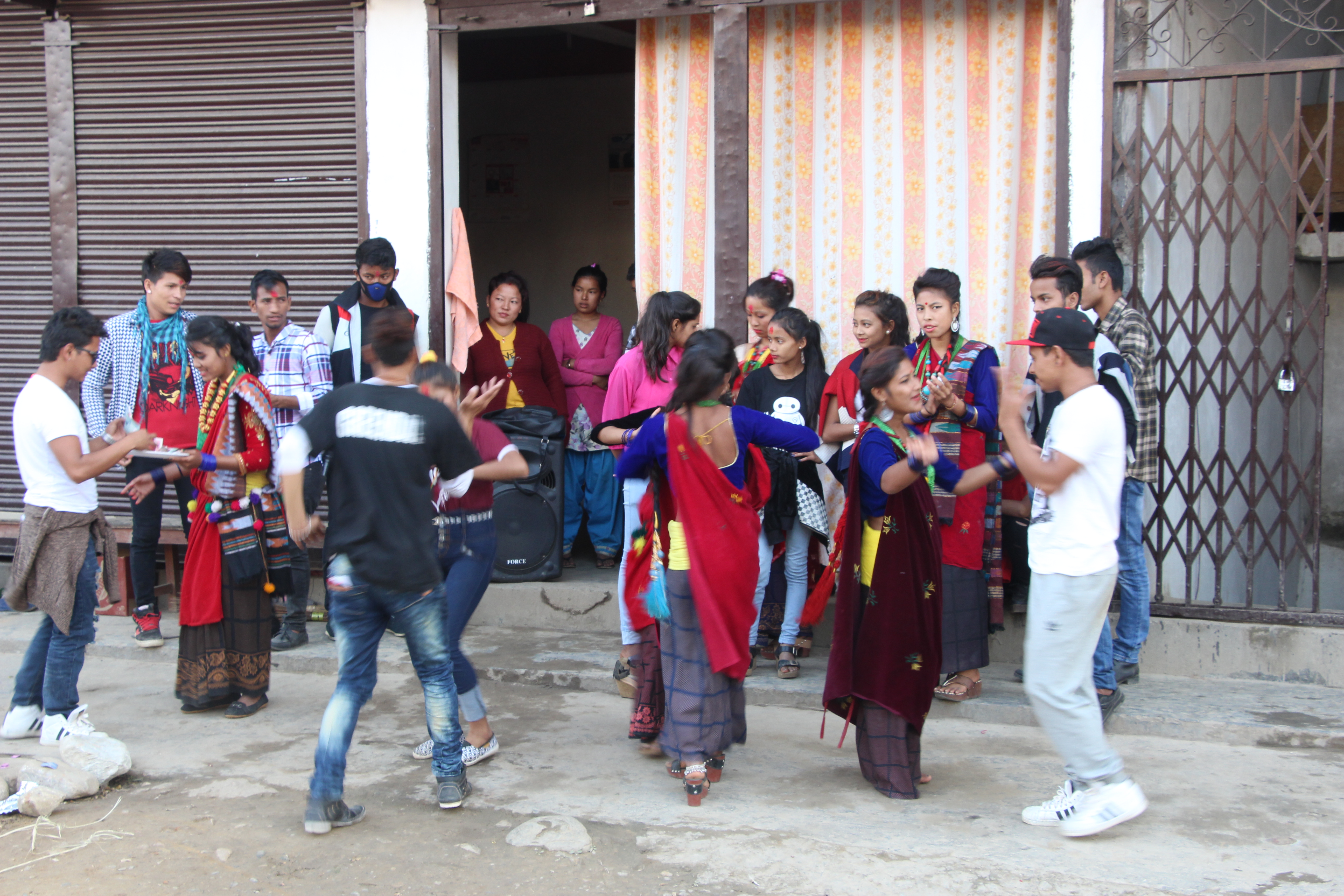 देउसीभैलोको रकम, सामाजिक कार्यमा