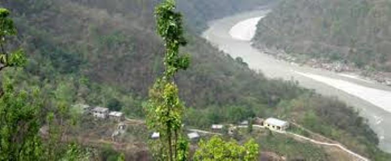 दुर्गमको विद्यालयलाई जग्गादान