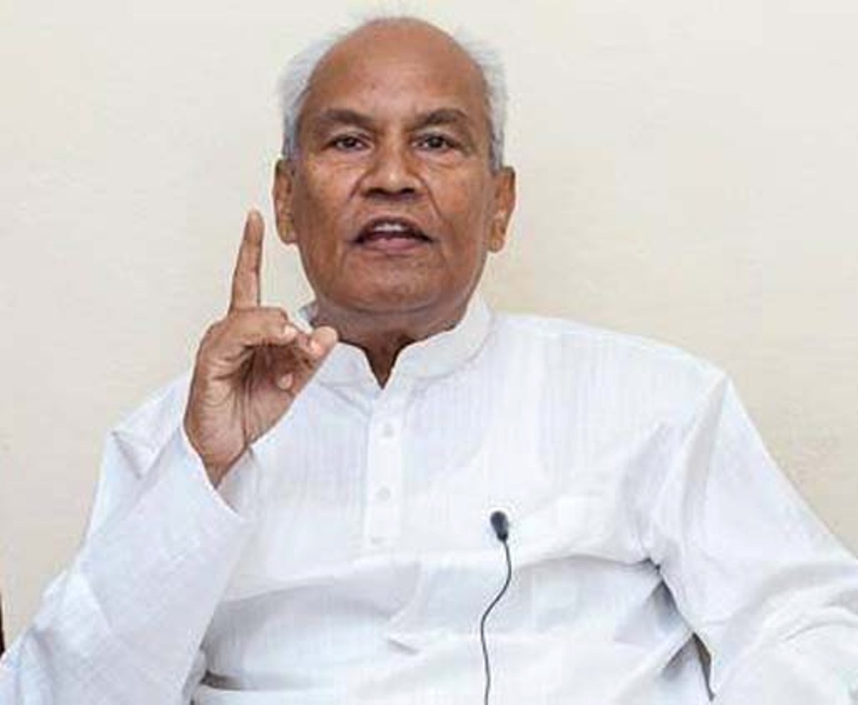 काँग्रेस पार्टी इतिहासकै कठिन घडीमा : नेता खड्का