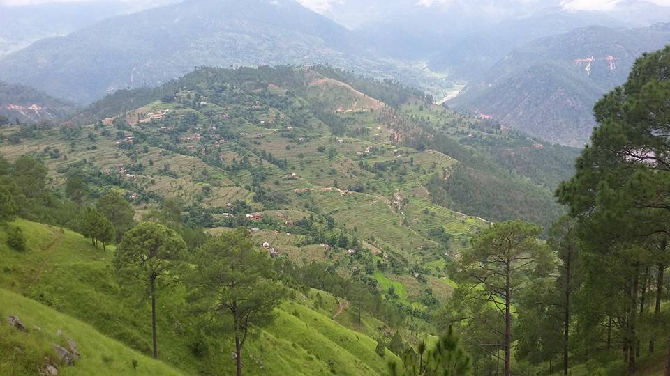 लगाममा एमालेकाे अगुवा कार्यकर्ता भेला