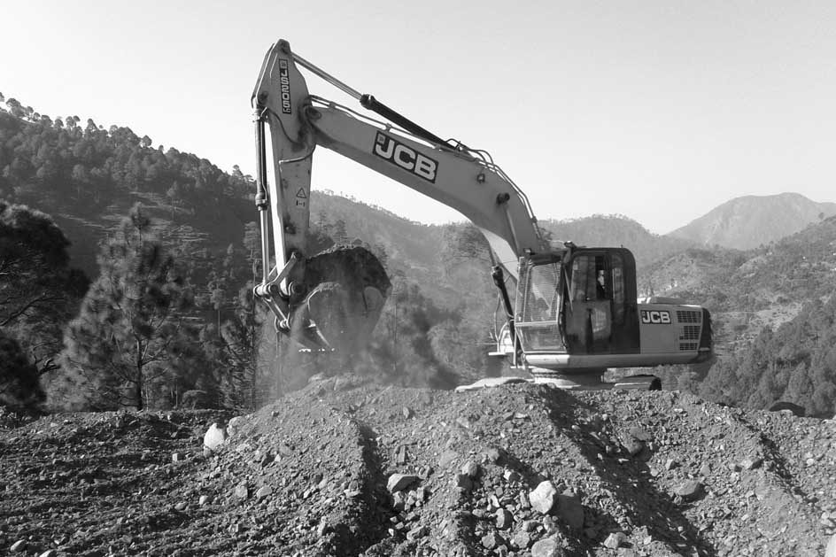 पञ्चेश्वर सडकको स्तरोन्नतिको कार्य सुरु