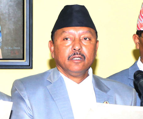 संविधान कार्यान्वयनमा सरकार लागेकाे छ : सिंचार्इमन्त्री गिरी