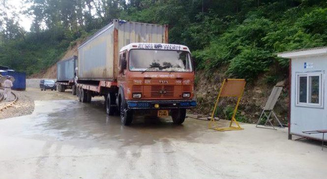 भित्रियो सुरुङ्ग खन्ने मेशीन, एकतर्फी रत्नराजमार्ग बन्द