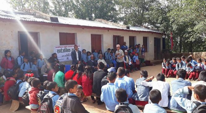 हामी कहिलेसम्म फाेहाेर पानी पिउने, वडाअध्यक्ष ज्यू ? विद्यार्थीकाे प्रश्न