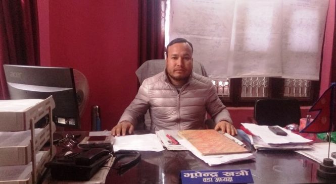 वडाध्यक्ष खत्रीको तलव र भत्ता अब विद्यार्थीलाई