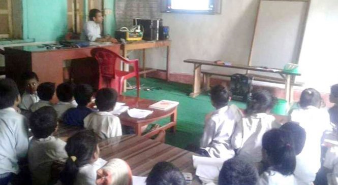 प्रविधि मैत्री बन्दै मुसिकाेटकाे ९ नं वडा