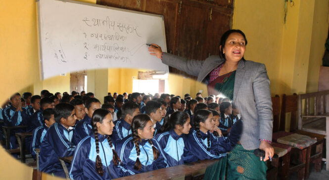 उप-प्रमुख ढकाल कक्षाकाेठा पुग्दा विद्यार्थी उत्साहित