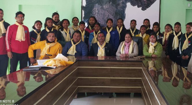 फुटबल खेलाडीहरुलार्इ उप–मेयर ढकालद्वारा विदाई
