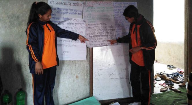 पहिले बोल्नै डराउने छात्रा अहिले अरुलाई सिकाउँछन्