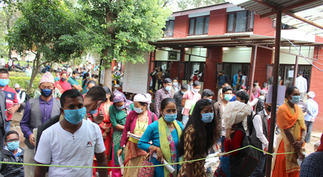 सुर्खेत मालपोत कार्यालयमा पालो सिस्टम लागू  