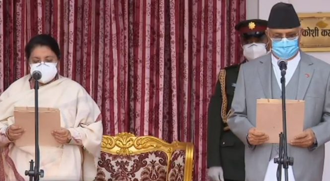 तेस्रो पटक ओलीले लिए प्रधानमन्त्रीको सपथ