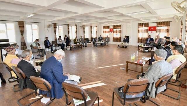 एमालेको दशौँ महाधिवेशन चितवनमा, बादलको संयोजकत्वमा २१ सदस्यीय व्यवस्थापन कमिटी गठन