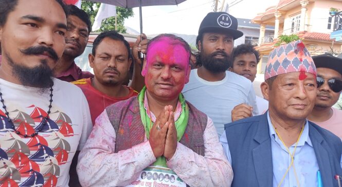 वीरेन्द्रनगरमा नगरबस सञ्चालन गर्ने खड्काको प्रतिवद्धता