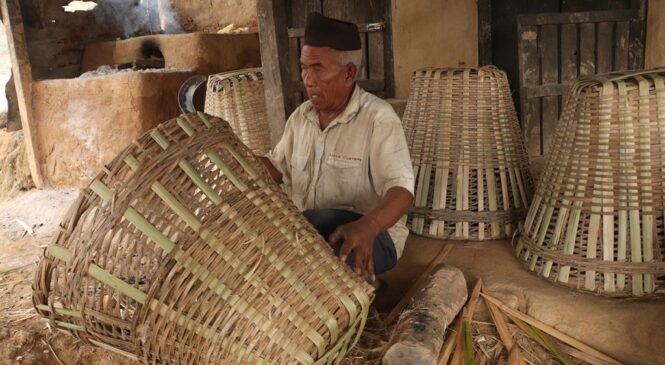 डोको बुनेरै बित्यो साइला चेपाङको ४५ वर्ष