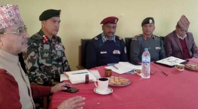 भूकम्प प्रभावितका लागि अस्थायी आवास निर्माणमा लाग्न उपप्रधानमन्त्री खड्काको निर्देशन