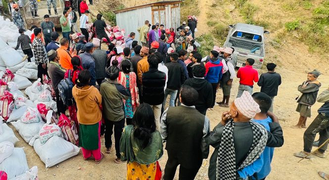 राहत नपाएको भन्दै भूकम्प पीडितमा आक्रोश