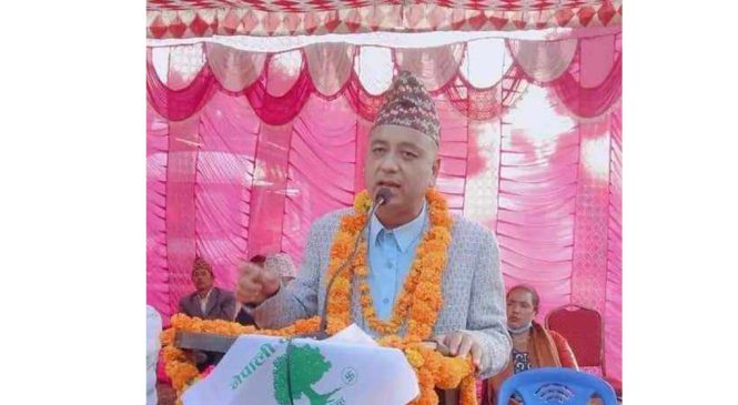 पूर्व मुख्यमन्त्री शर्मालाई लक्षित गर्दै सांसद विष्ट भने,  ‘श्री ३ शर्मा महाराज’ को उपनिवेशमा गाह्रो छ