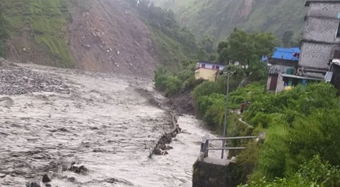 दुई दिनमा ४० जनाको मृत्यु, ११ जना बेपत्ता