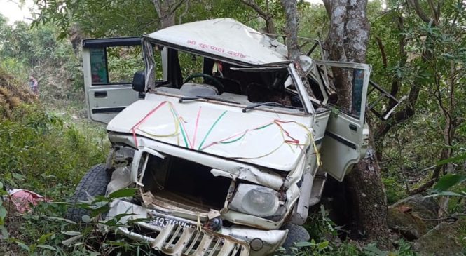 जीप दुर्घटना, दुईको मृत्यु, सात घाइते