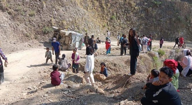 जाजरकोटमा दुई छुट्टाछुट्टै दुर्घटनामा ३२ जना घाइते (घाईतेहरुको नामसहित)