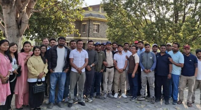 कर्णाली प्रदेशसभा परिसरबाट धर्नारत कर्मचारीलाई बाहिर निकालियो, सुरक्षा व्यवस्था कडा