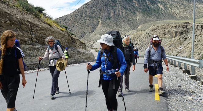 मुस्ताङमा तीन लाख ९७ हजार पर्यटक भित्रिए