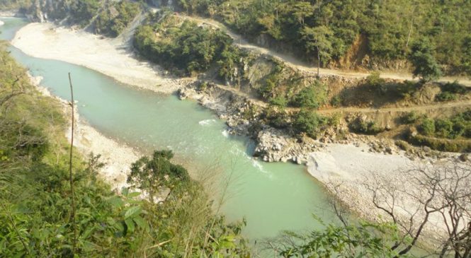 मादी नदीमा जिप खस्दा मृत्यु भएका तीन जनाको पहिचान