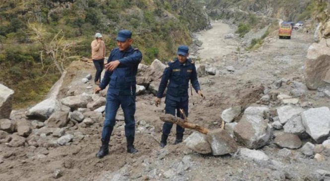 कर्णाली, कोशी र बागमतीका मुख्य ४ सडक पूर्णरुपमा अवरुद्ध