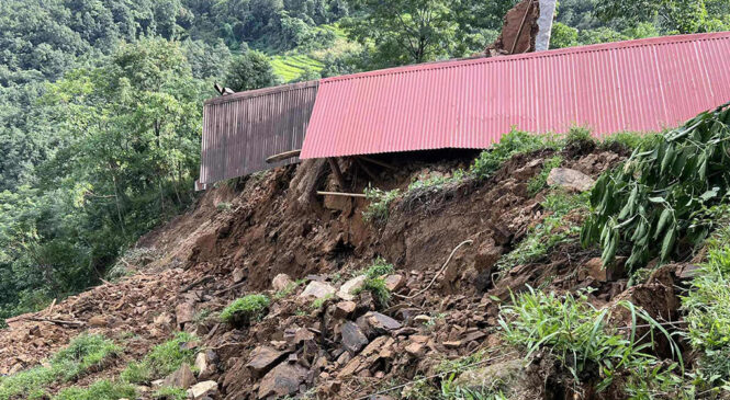 इलाम बाढीपहिरो : मृतक संख्या २५ पुग्यो